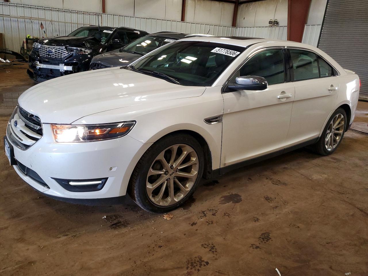 2016 Ford Taurus
