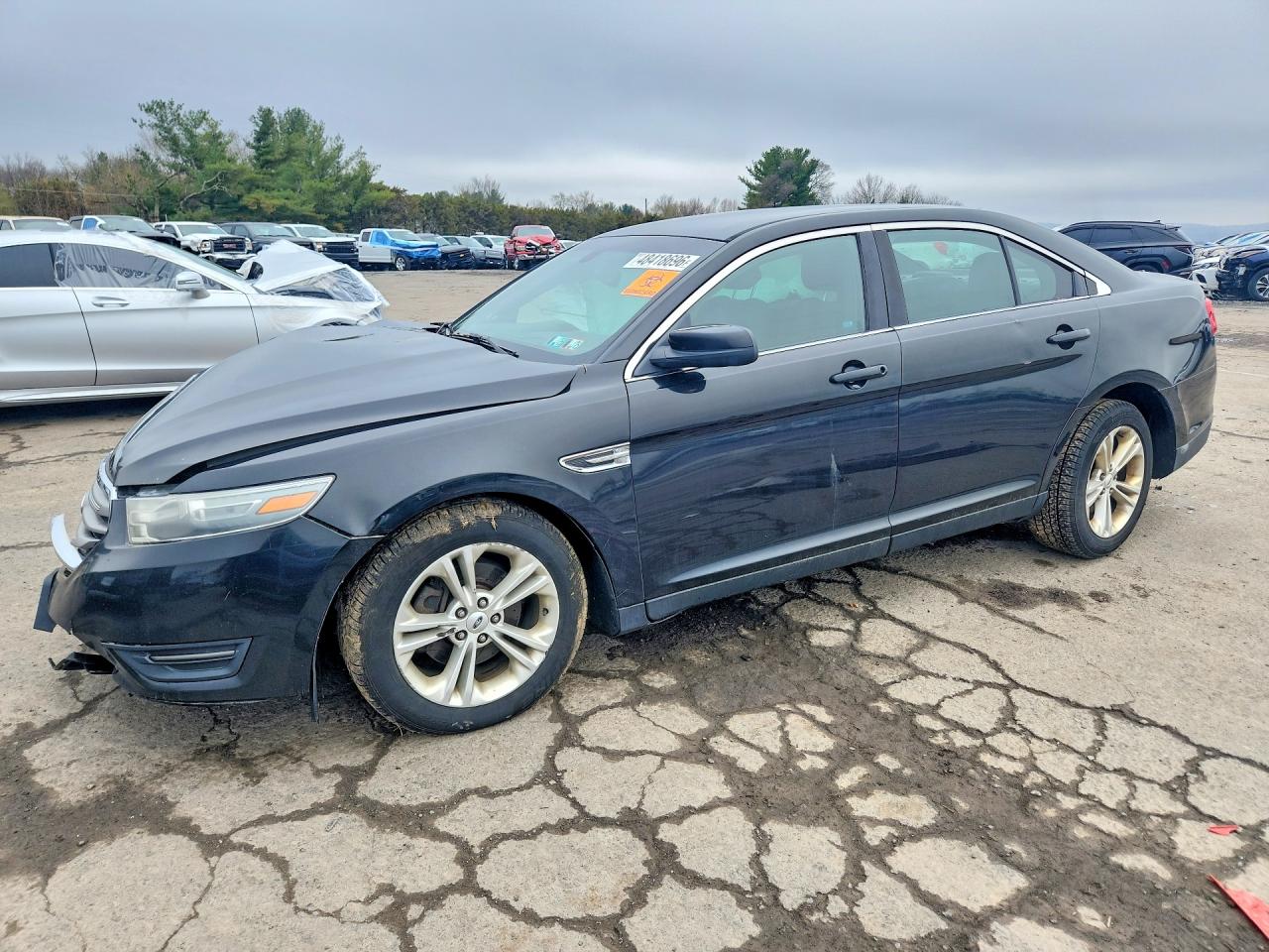 2014 Ford Taurus