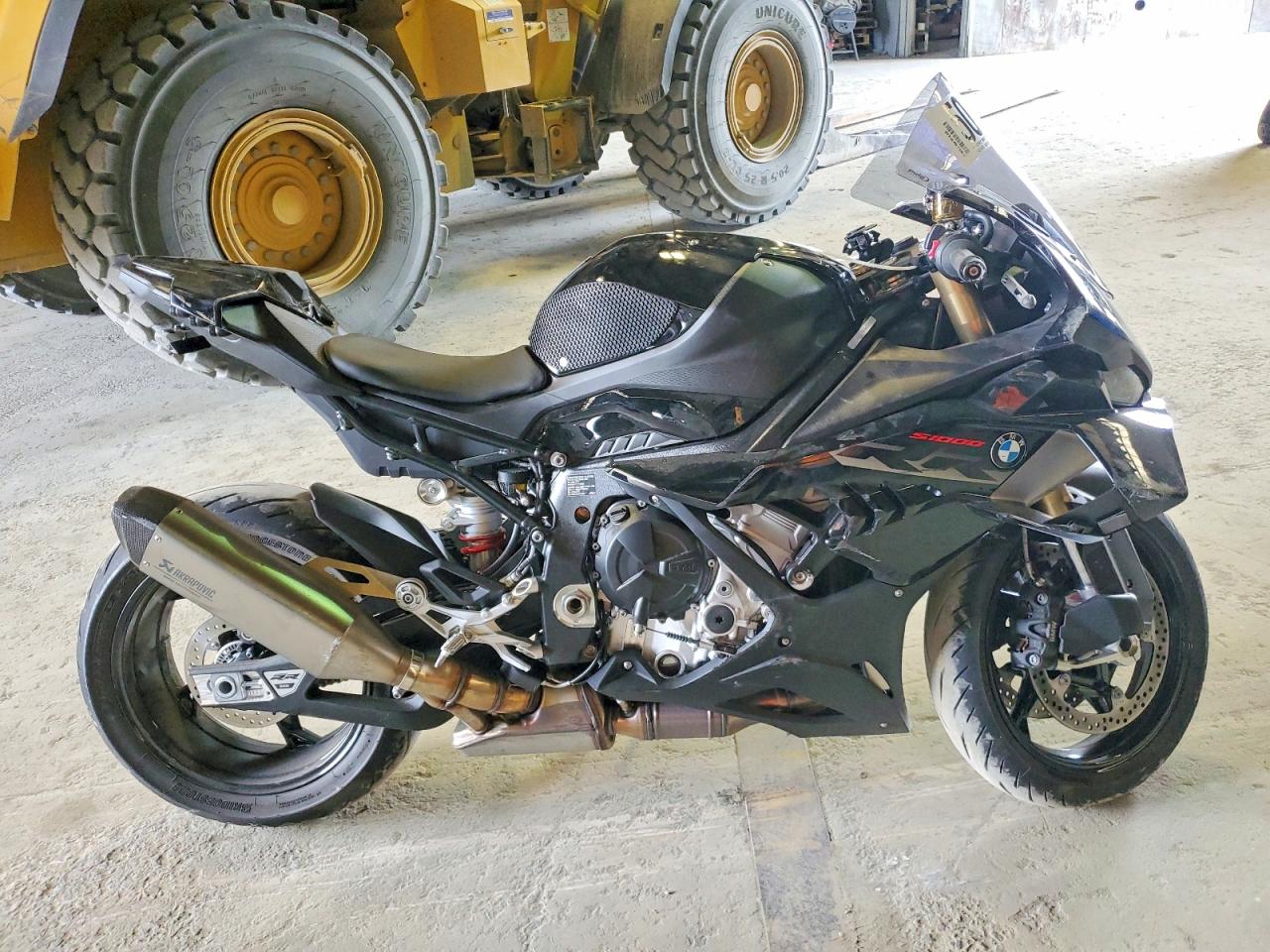 2026 BMW S 1000