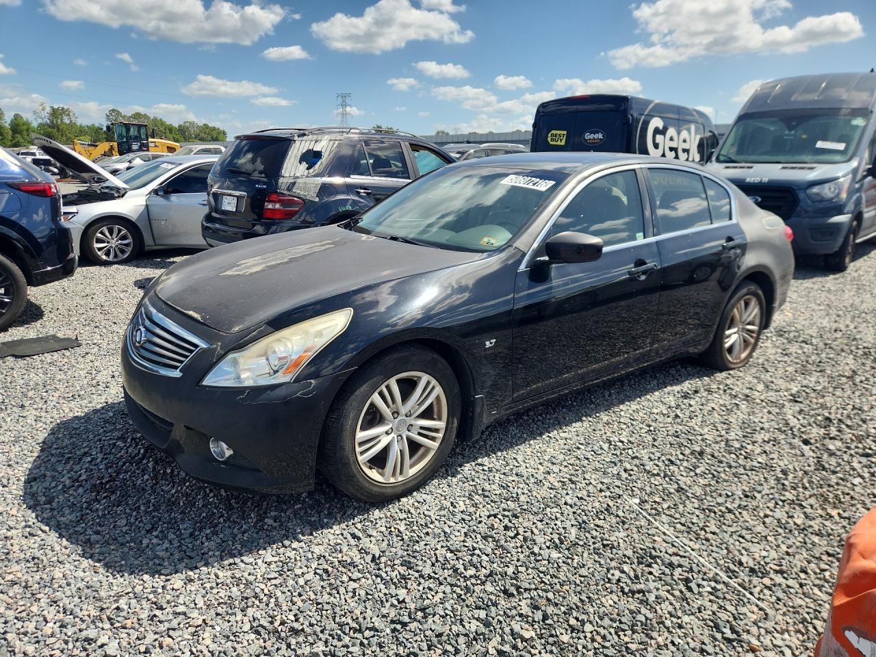 Infiniti Q40