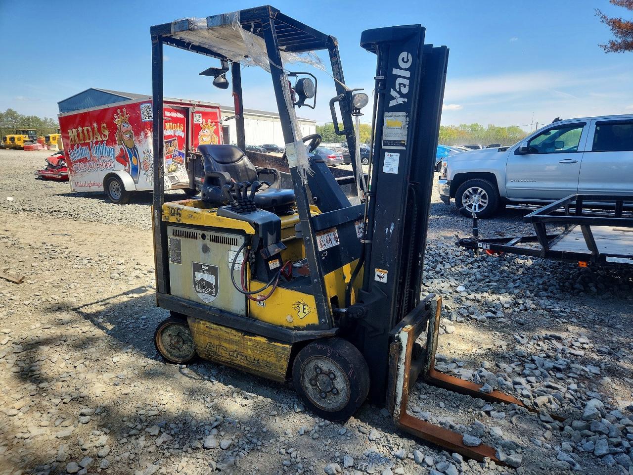 Yale Fork Truck