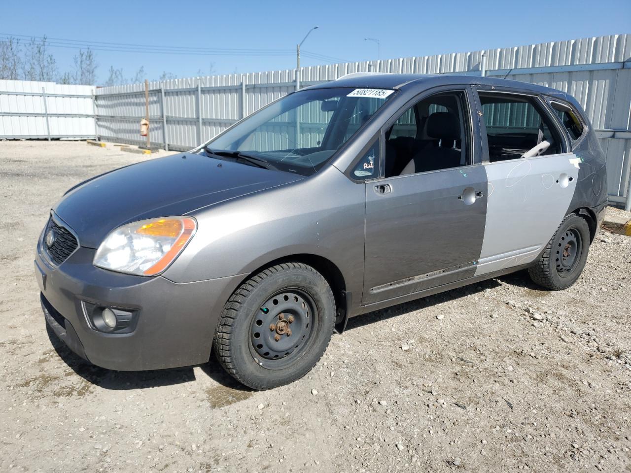 2011 Kia Rondo
