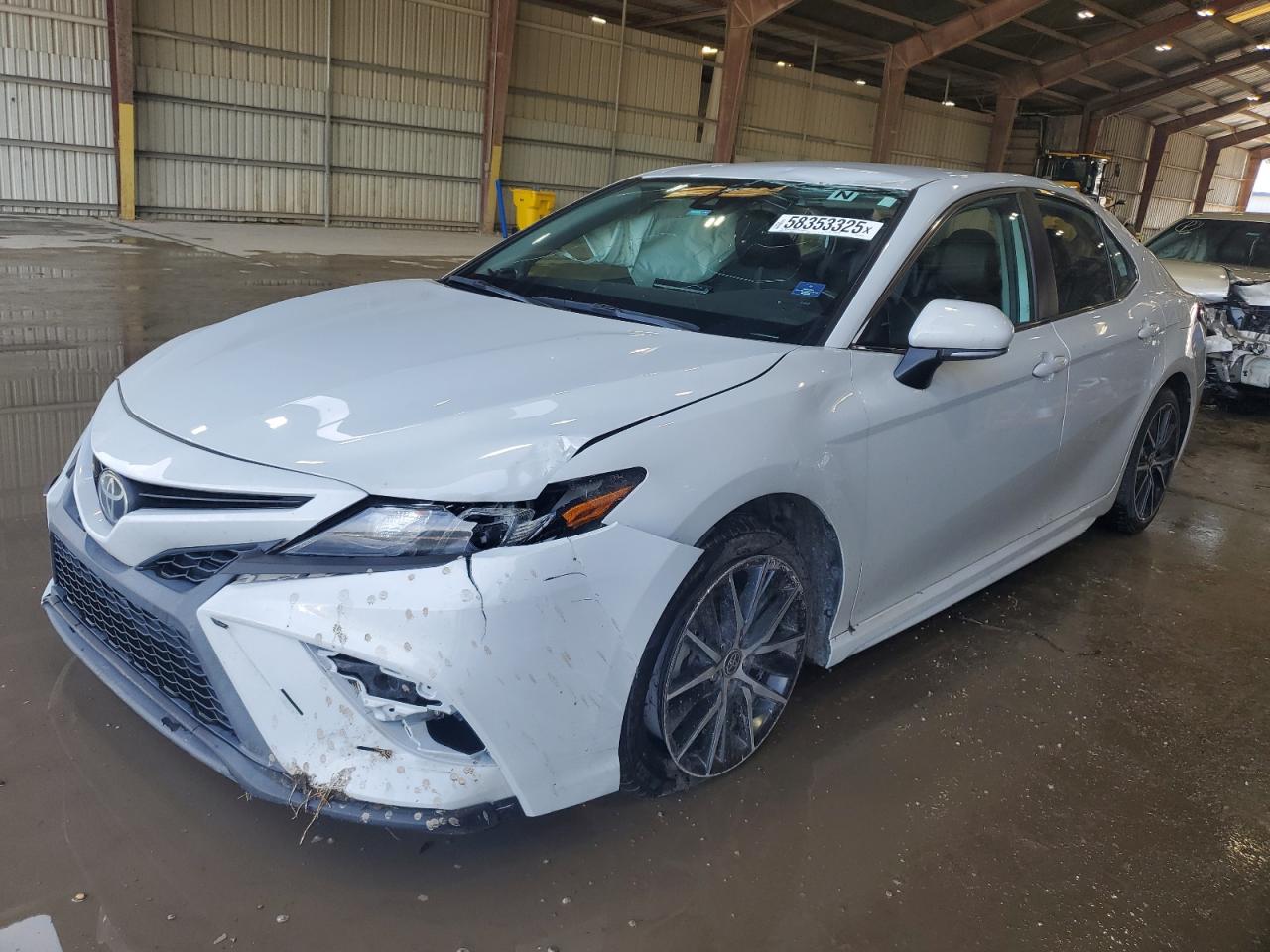 2022 Toyota Camry se SE