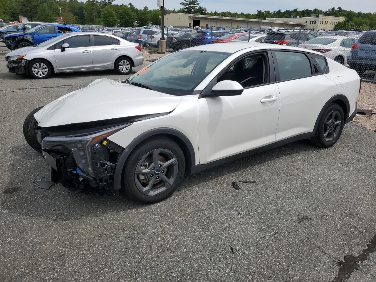 2025 Kia K4