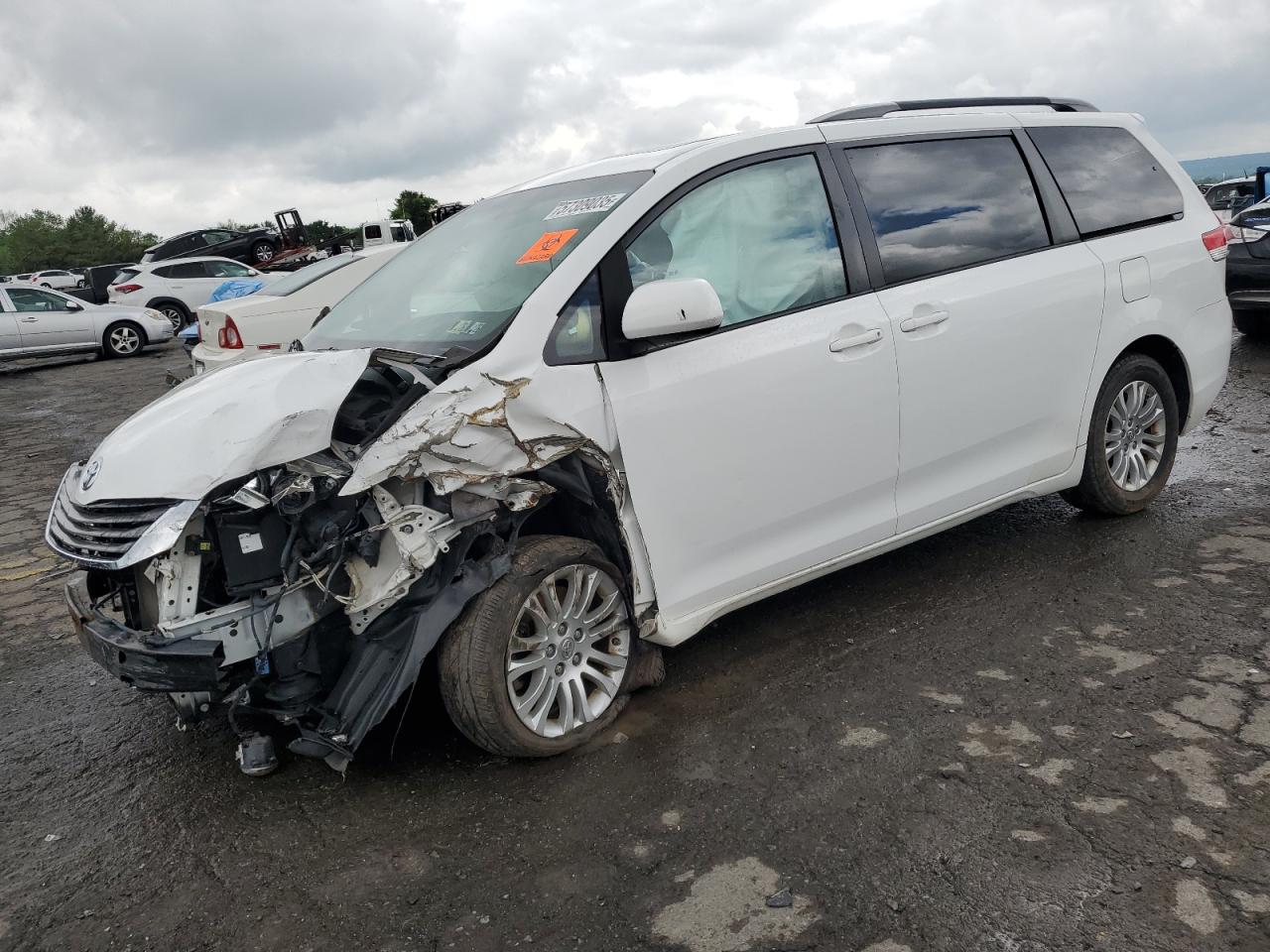2014 Toyota Sienna xle XLE