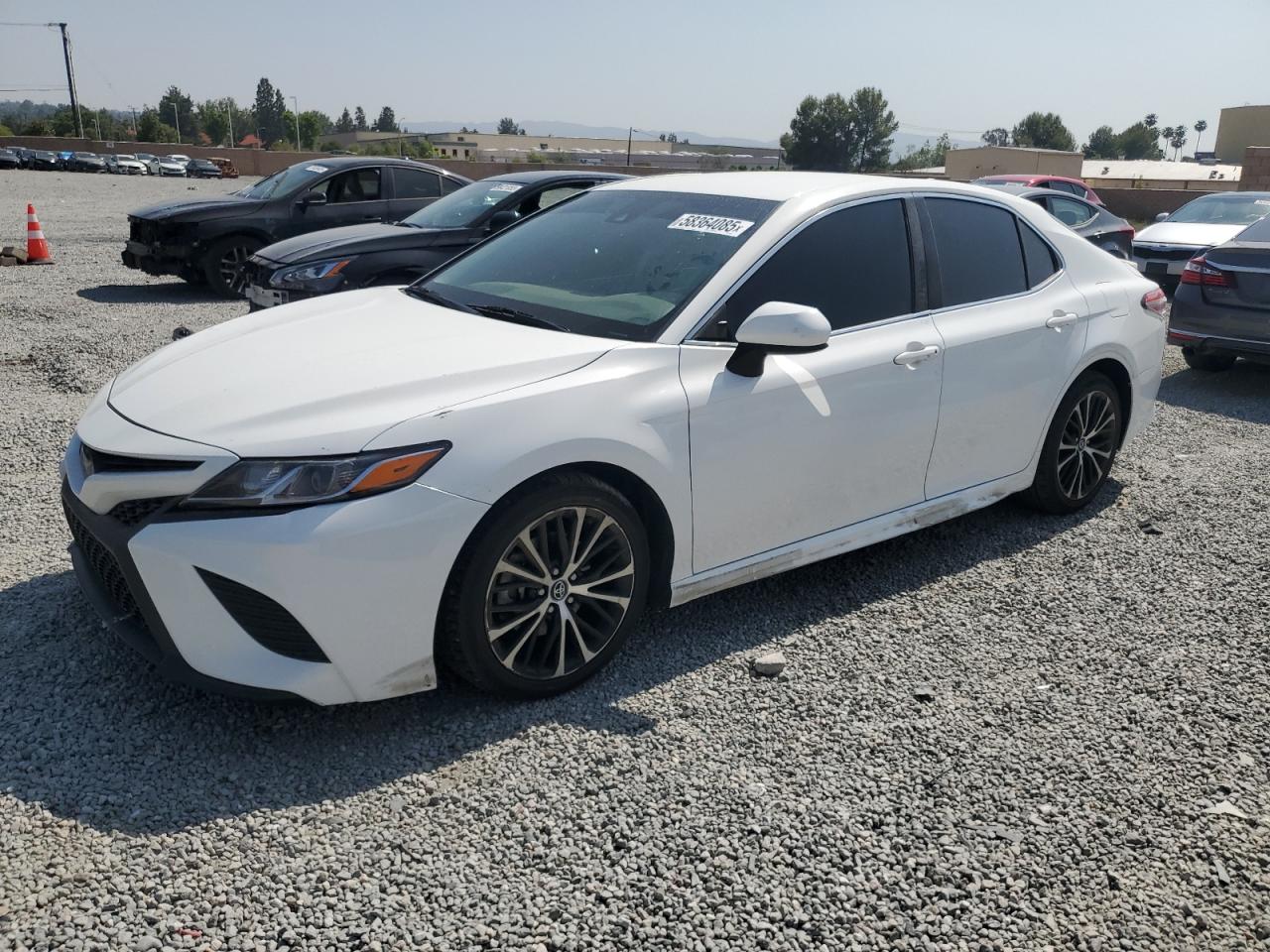 2020 Toyota Camry se SE