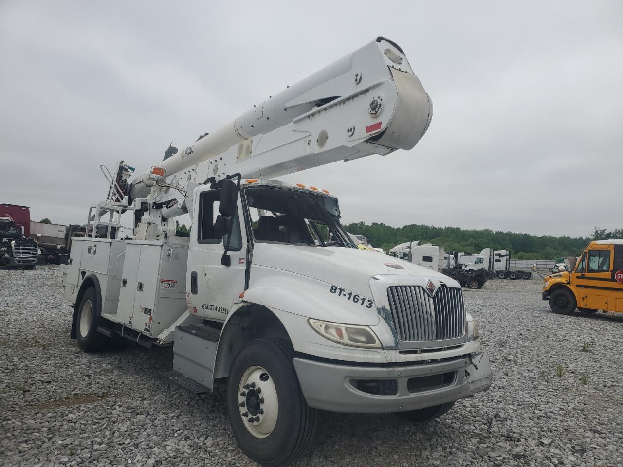 2016 International Durastar 4300 Tar 4300 Bucket Truck