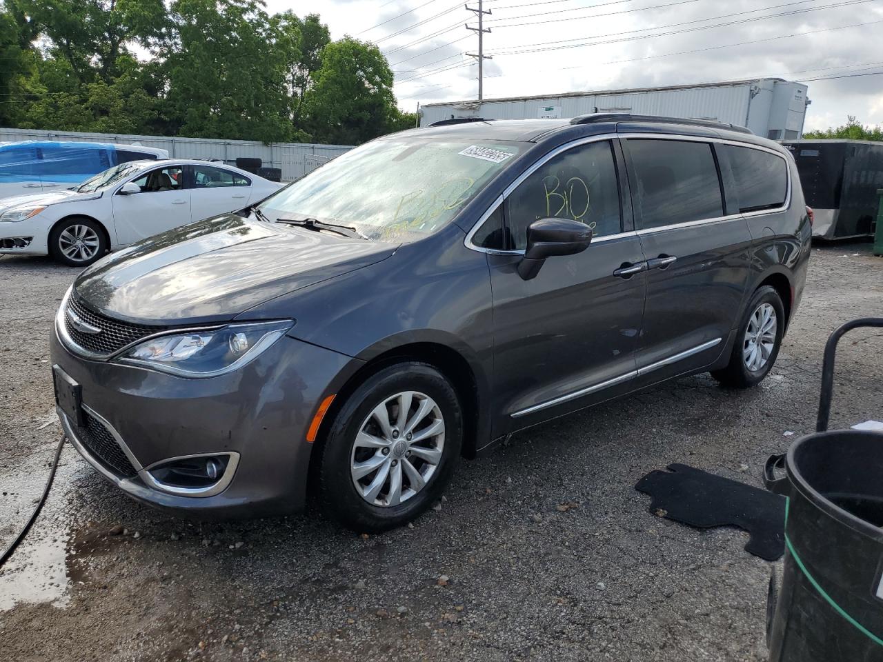 2017 Chrysler Pacifica t TOURING L