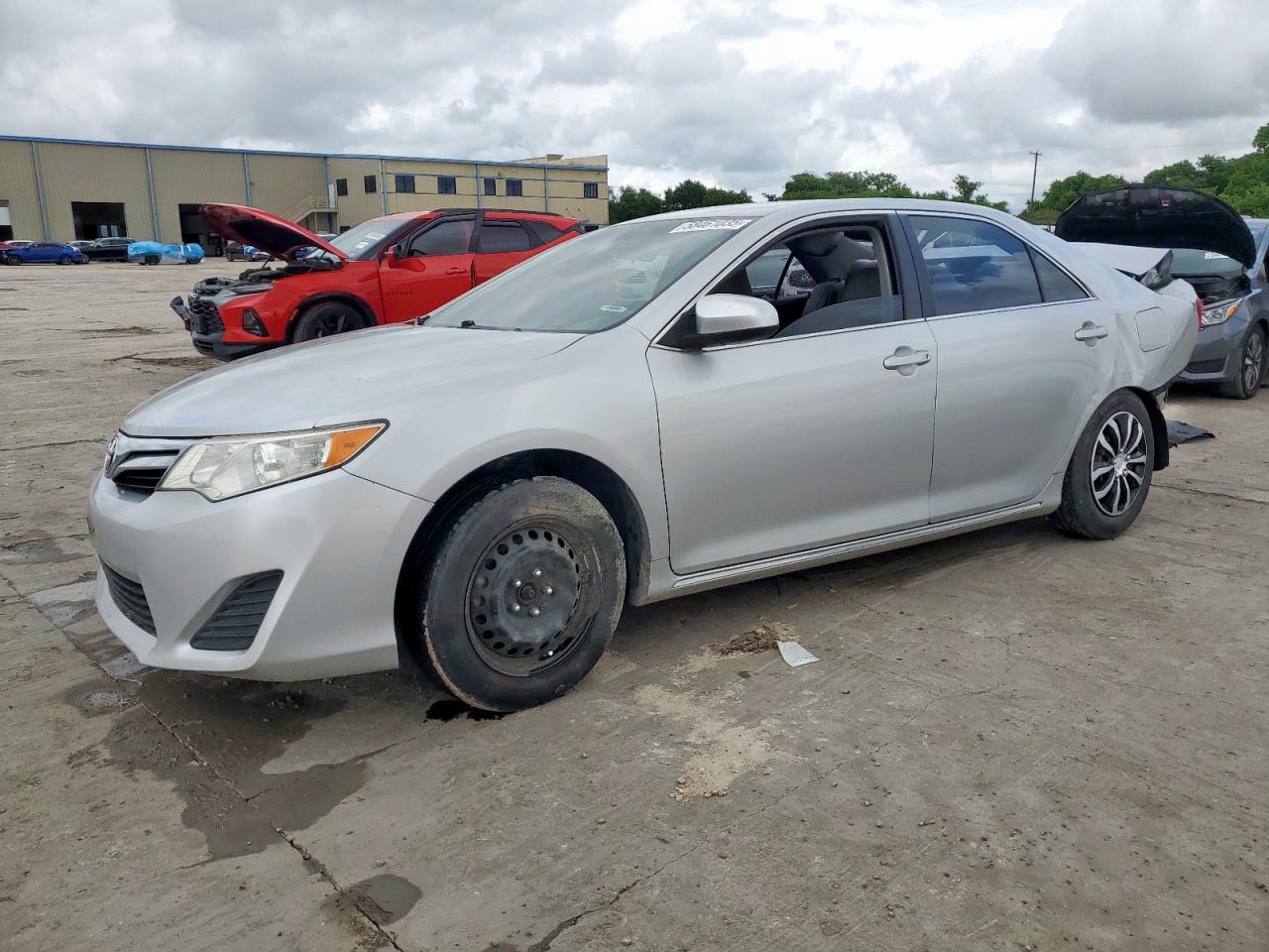 2014 Toyota Camry l L