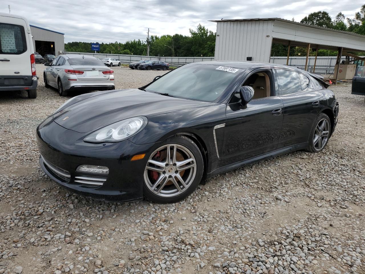 2013 Porsche Panamera 2
