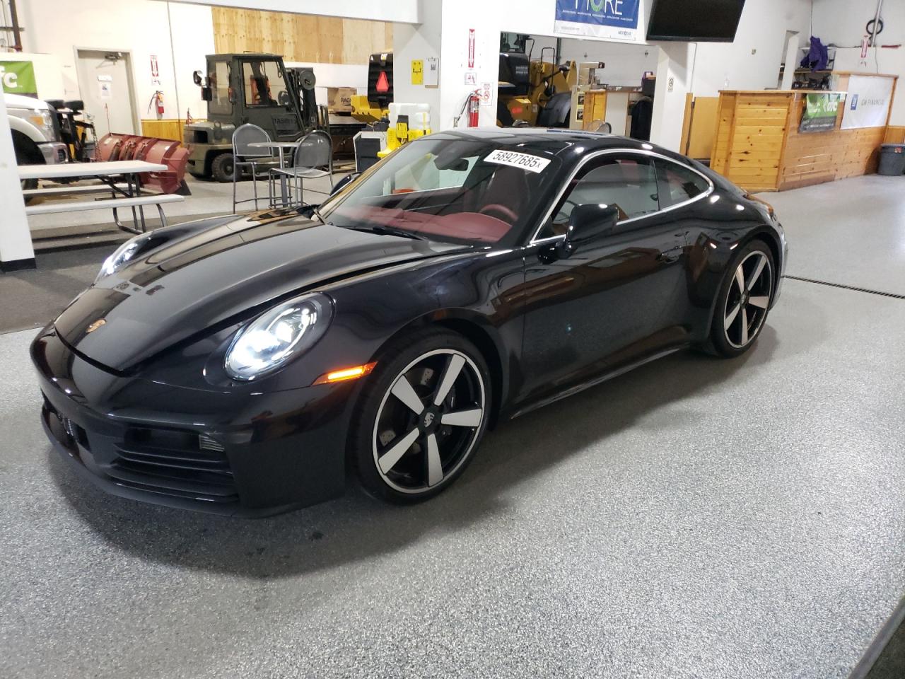 2025 Porsche 911 Carrera