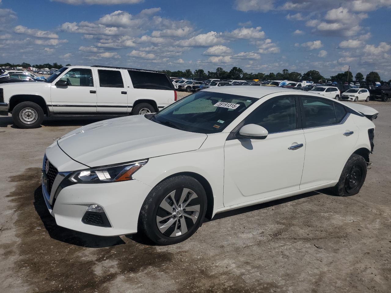 2020 Nissan Altima s S