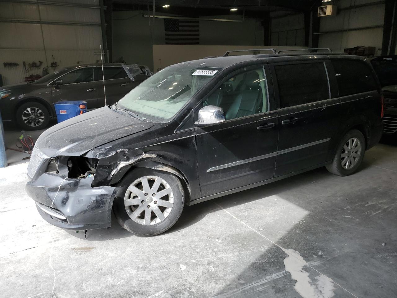 2012 Chrysler Town & cou TOURING L