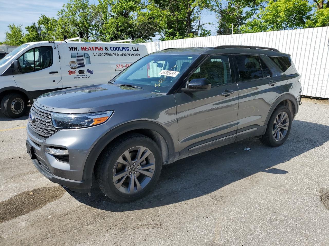 2022 Ford Explorer x XLT