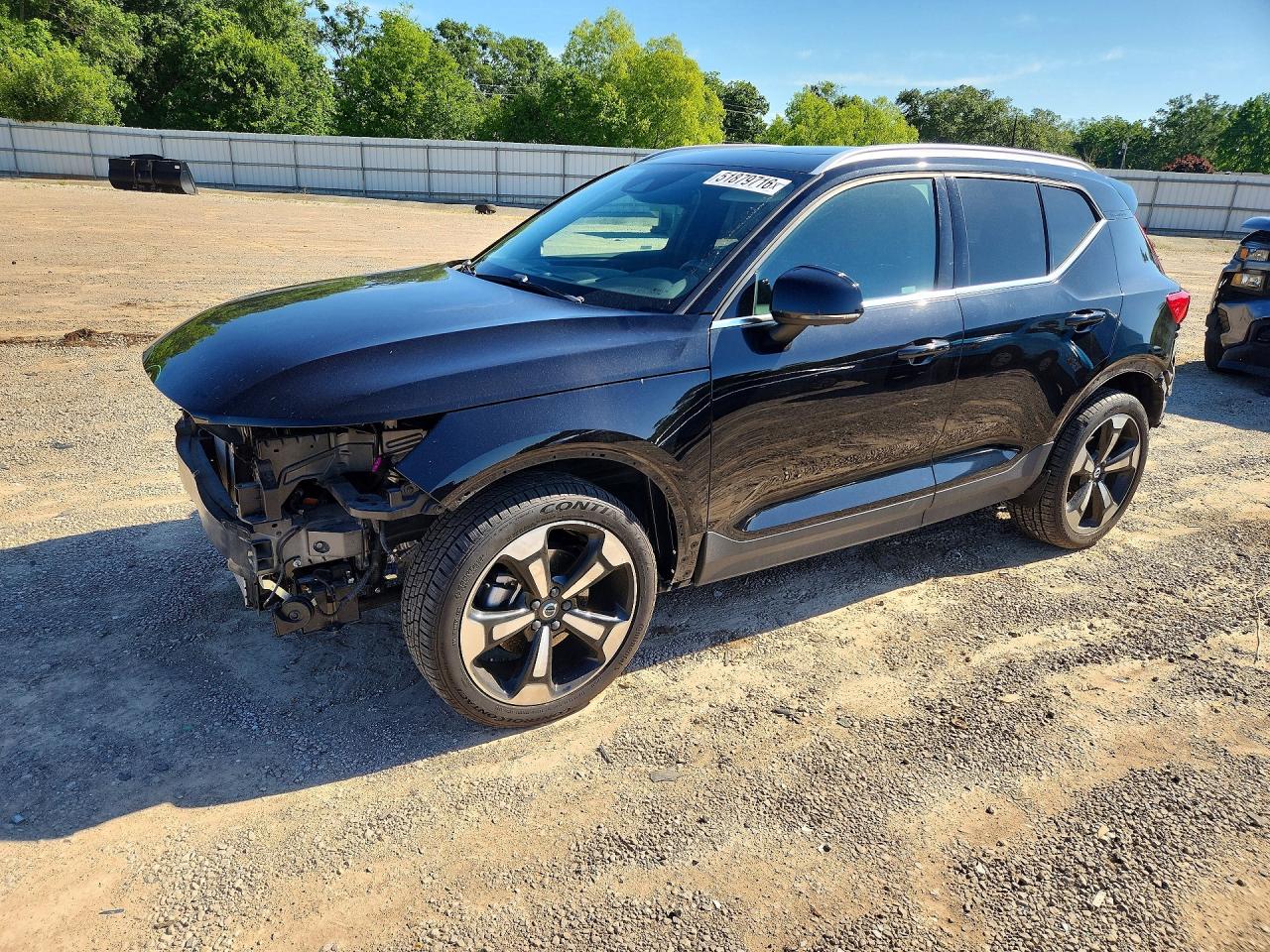 2019 Volv Xc40
