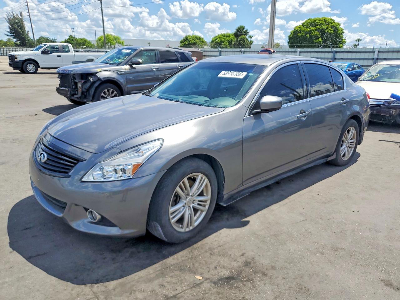 2012 Infiniti G37