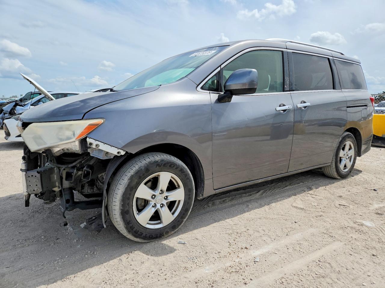 2016 Nissan Quest