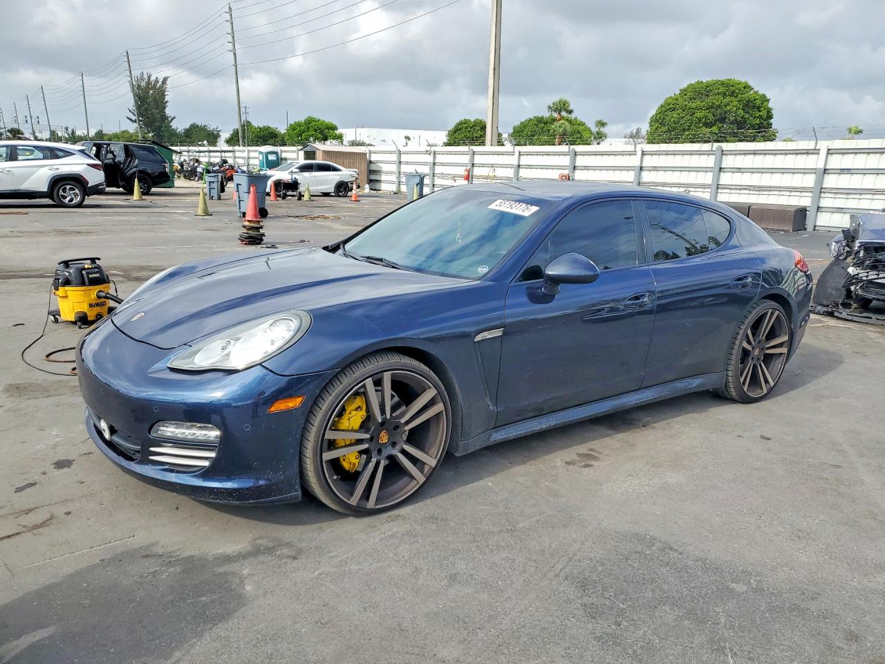 2011 Porsche Panamera