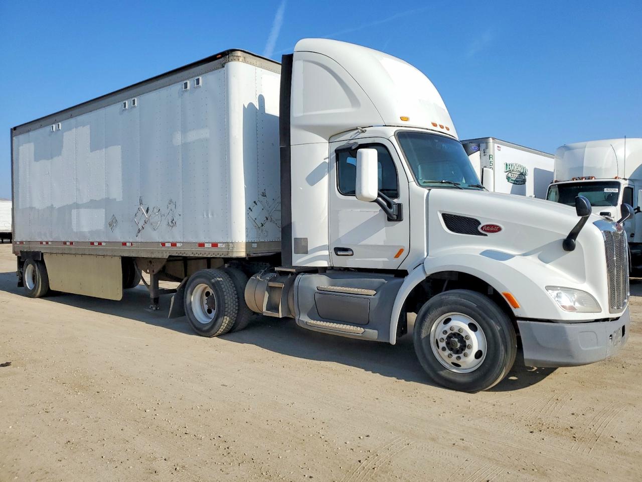 2017 Peterbilt 579
