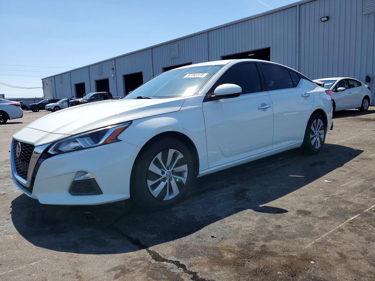 2020 Nissan Altima