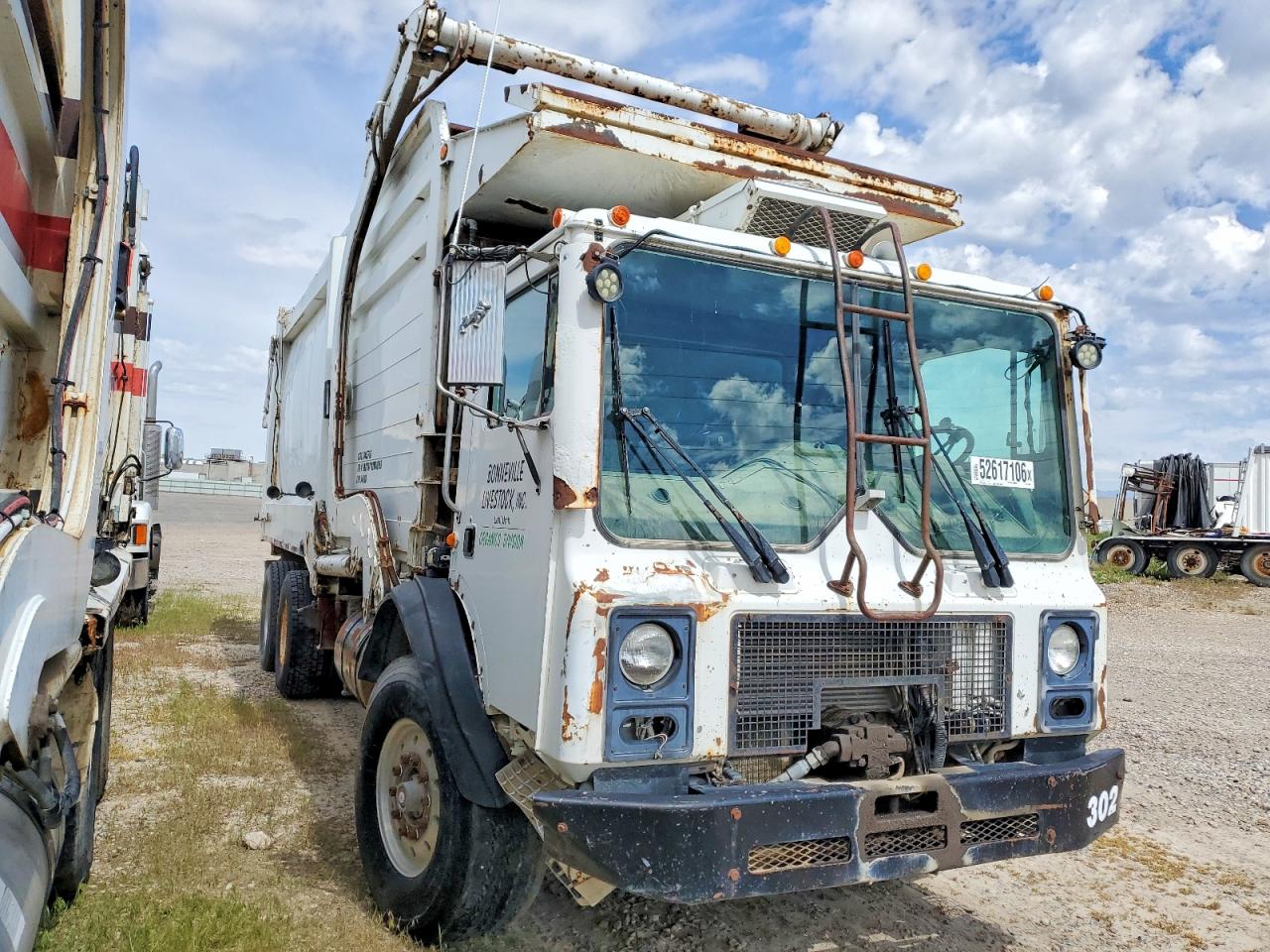 Mack Mr6905