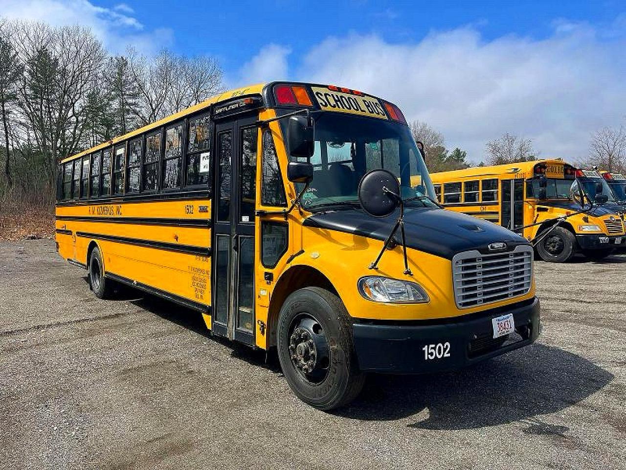 2015 Freightliner Chassis