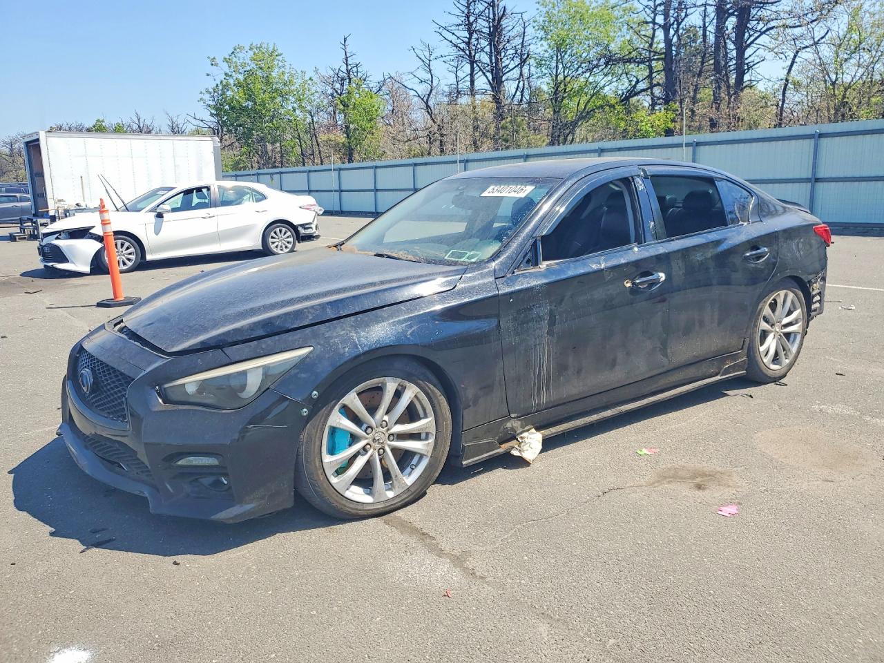 2015 Infiniti Q50