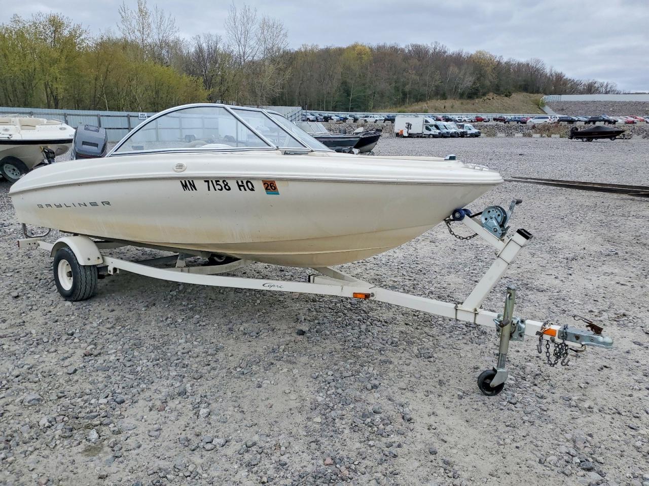 2000 Bayliner 1600f