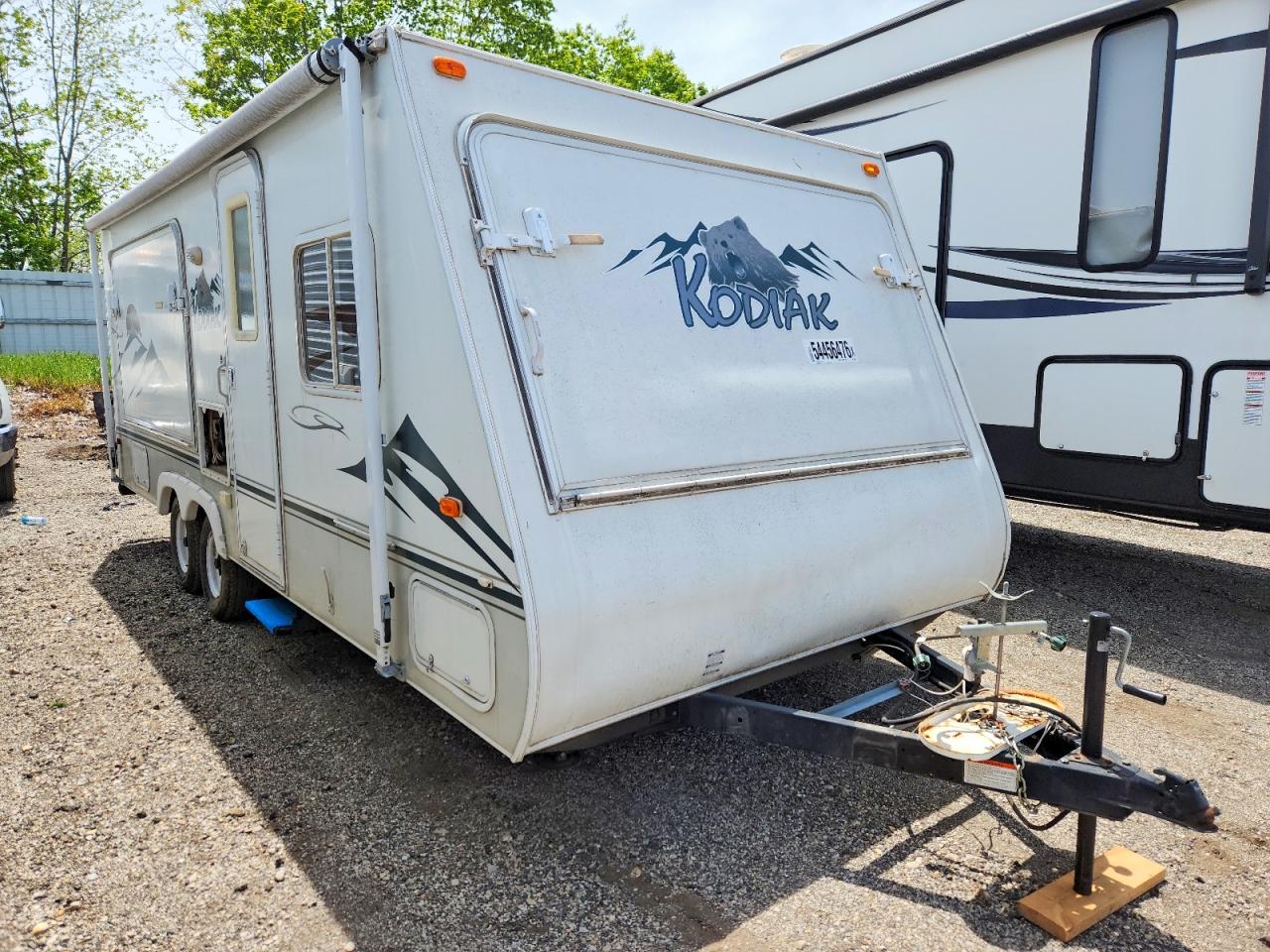 2005 Kodiak Travel Tra