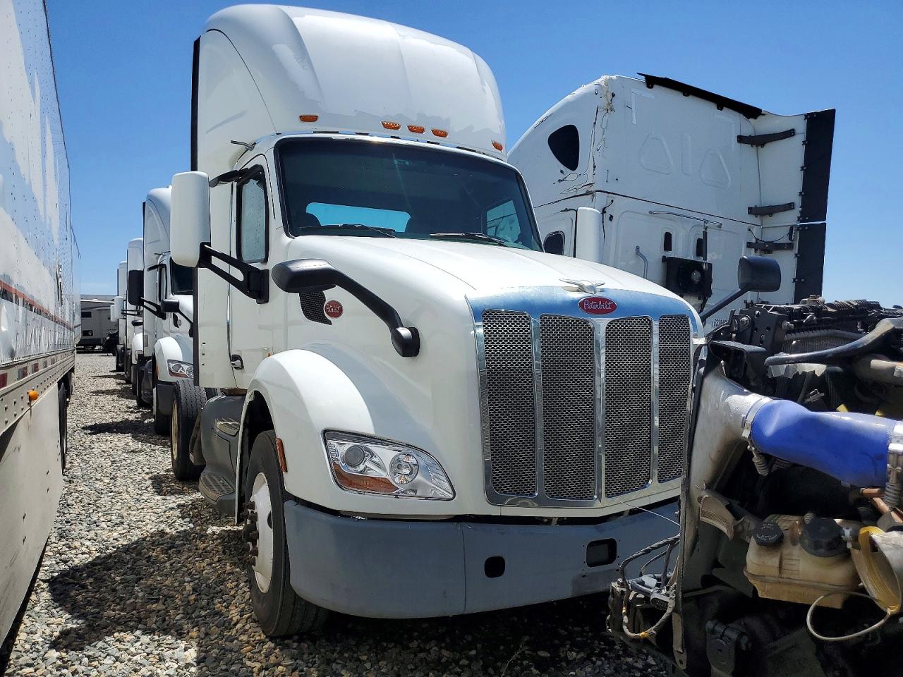 2017 Peterbilt 579