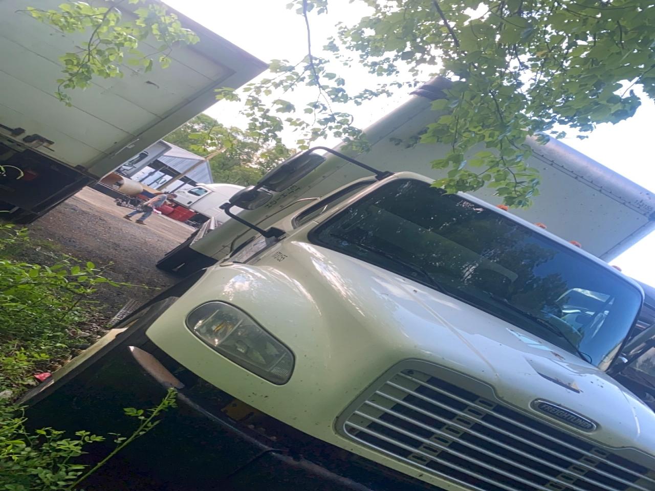 2017 Freightliner M2