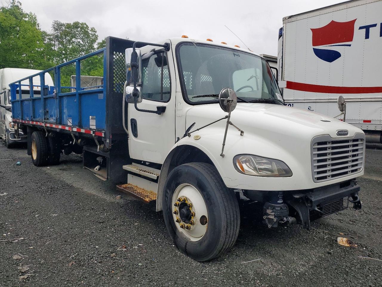 2014 Freightliner M2 106