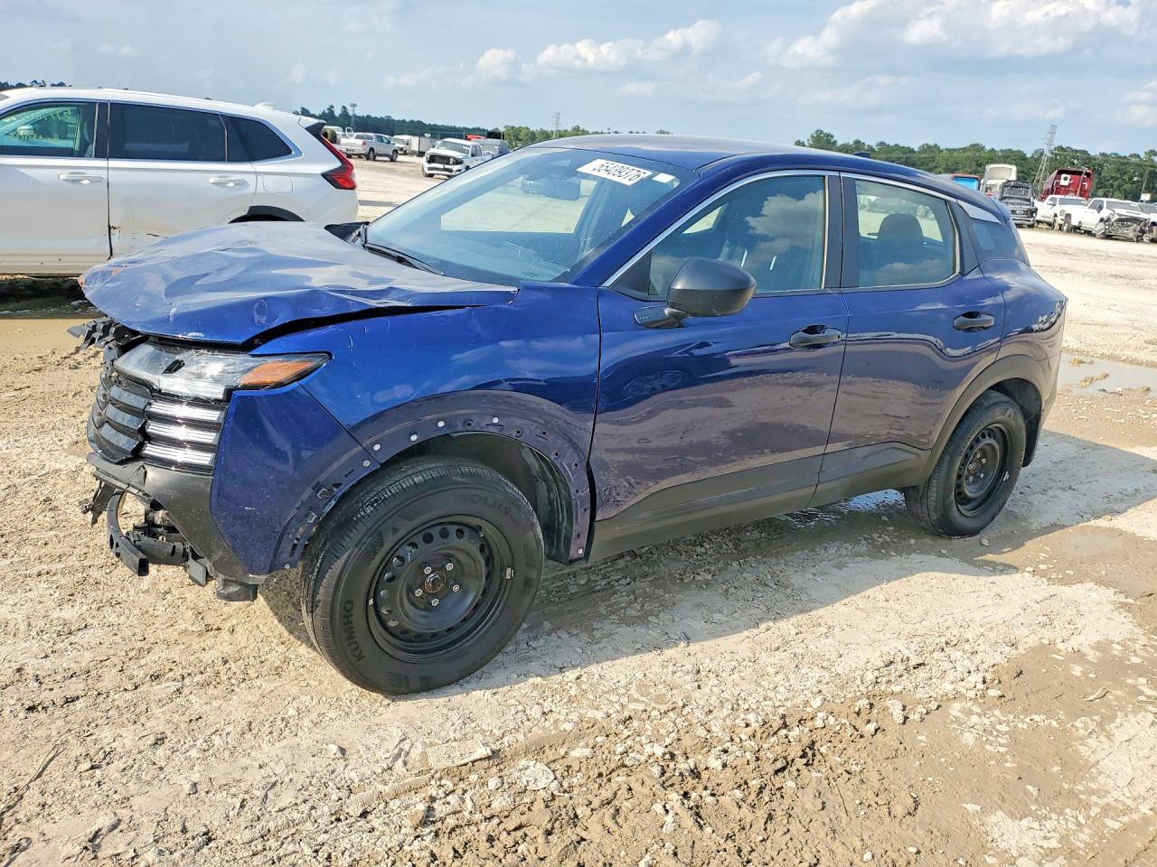 2025 Nissan Kicks
