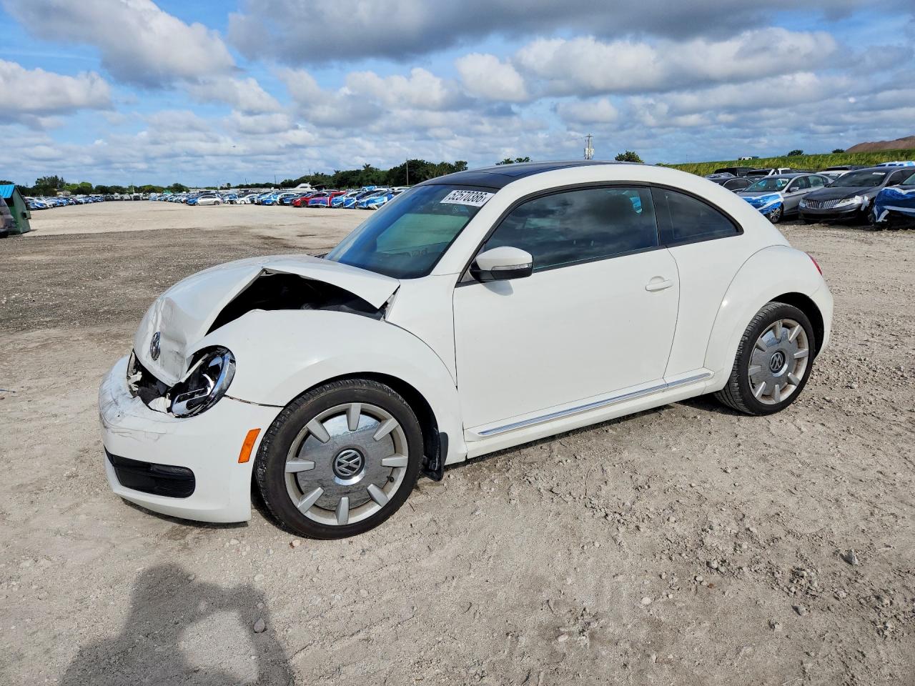 2013 Volkswagen Beetle