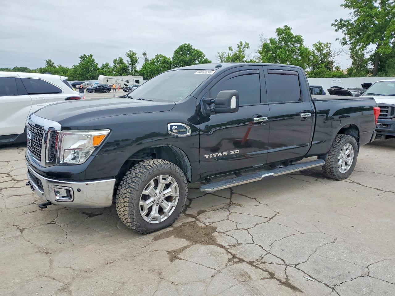 2017 Nissan Titan