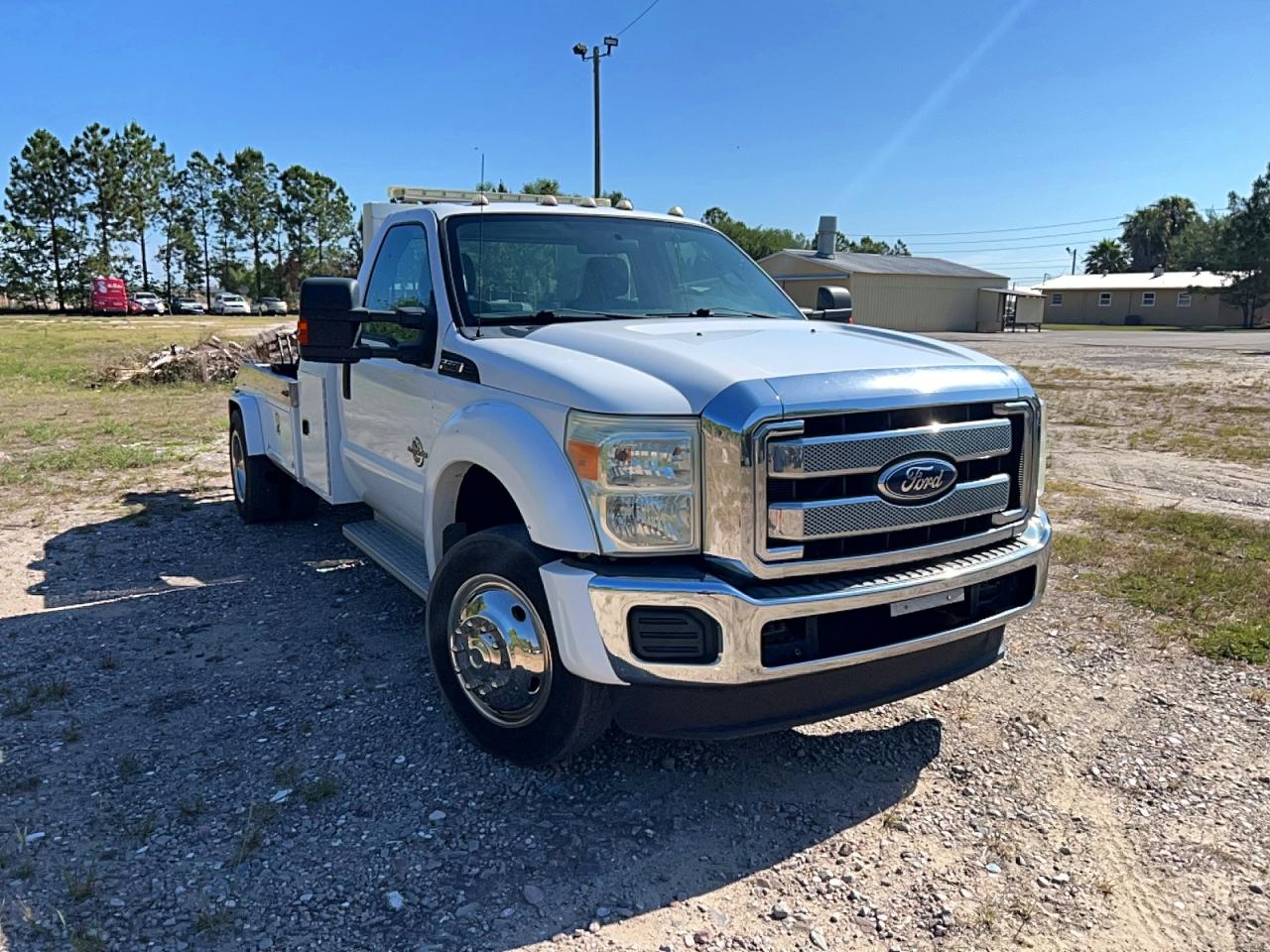 Ford F-550 Super Duty