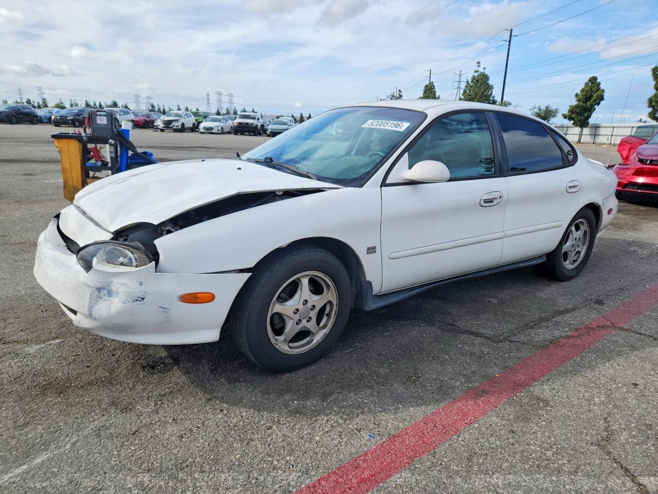 1999 Ford Taurus