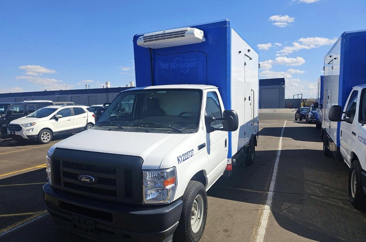 2023 Ford Econoline E350