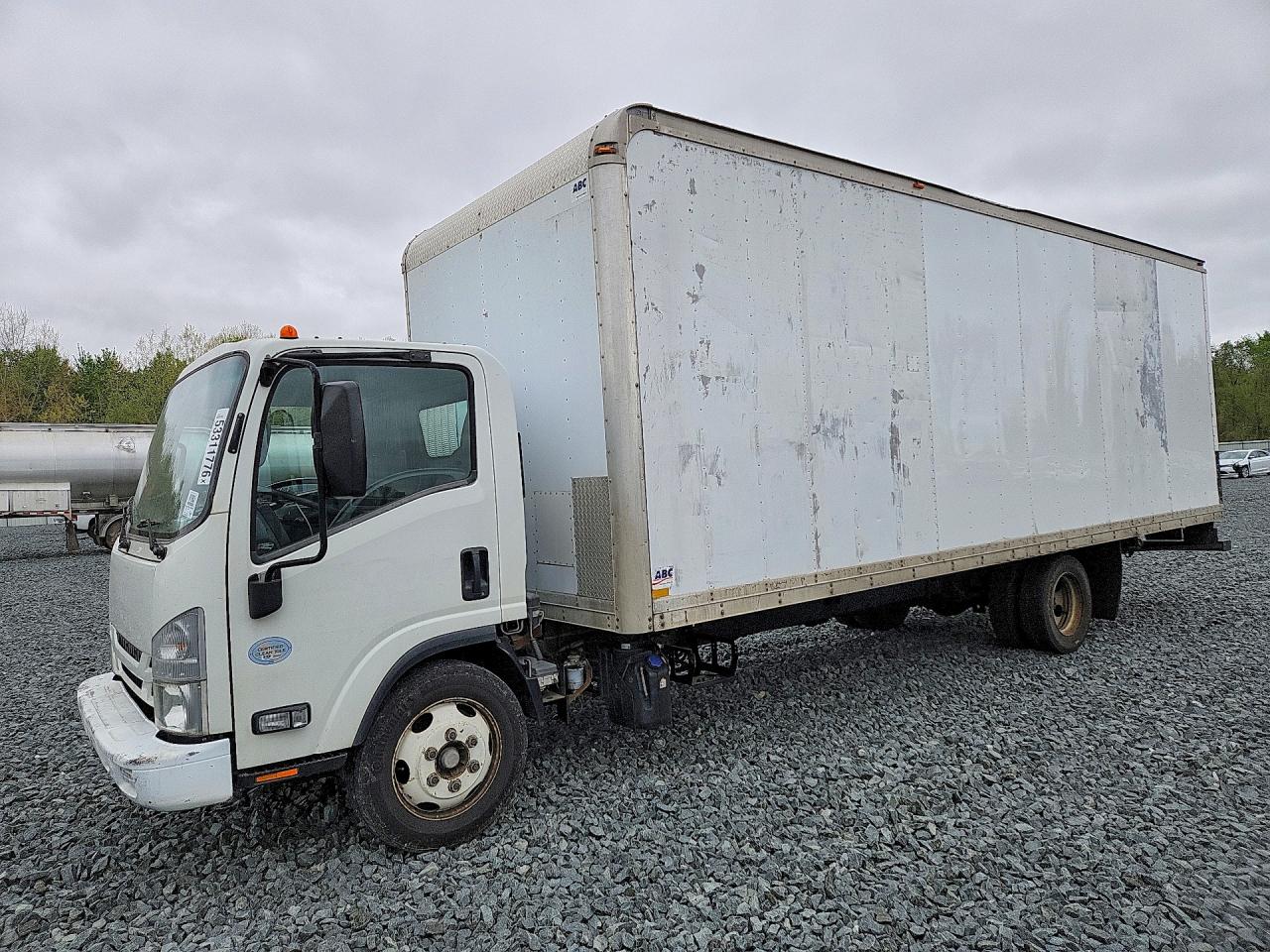 2018 Isuzu NRR