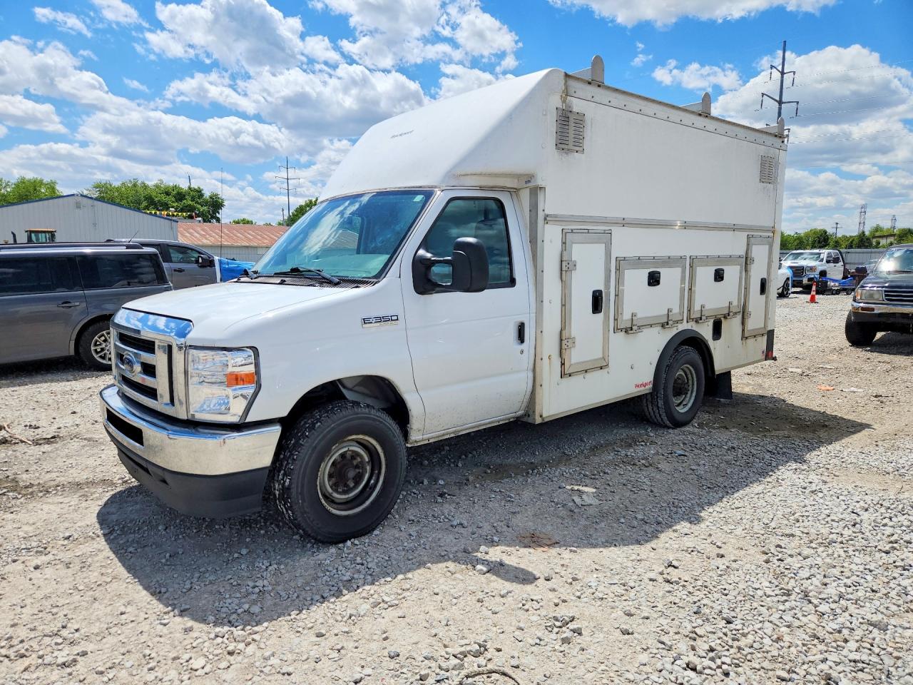 Ford E-350