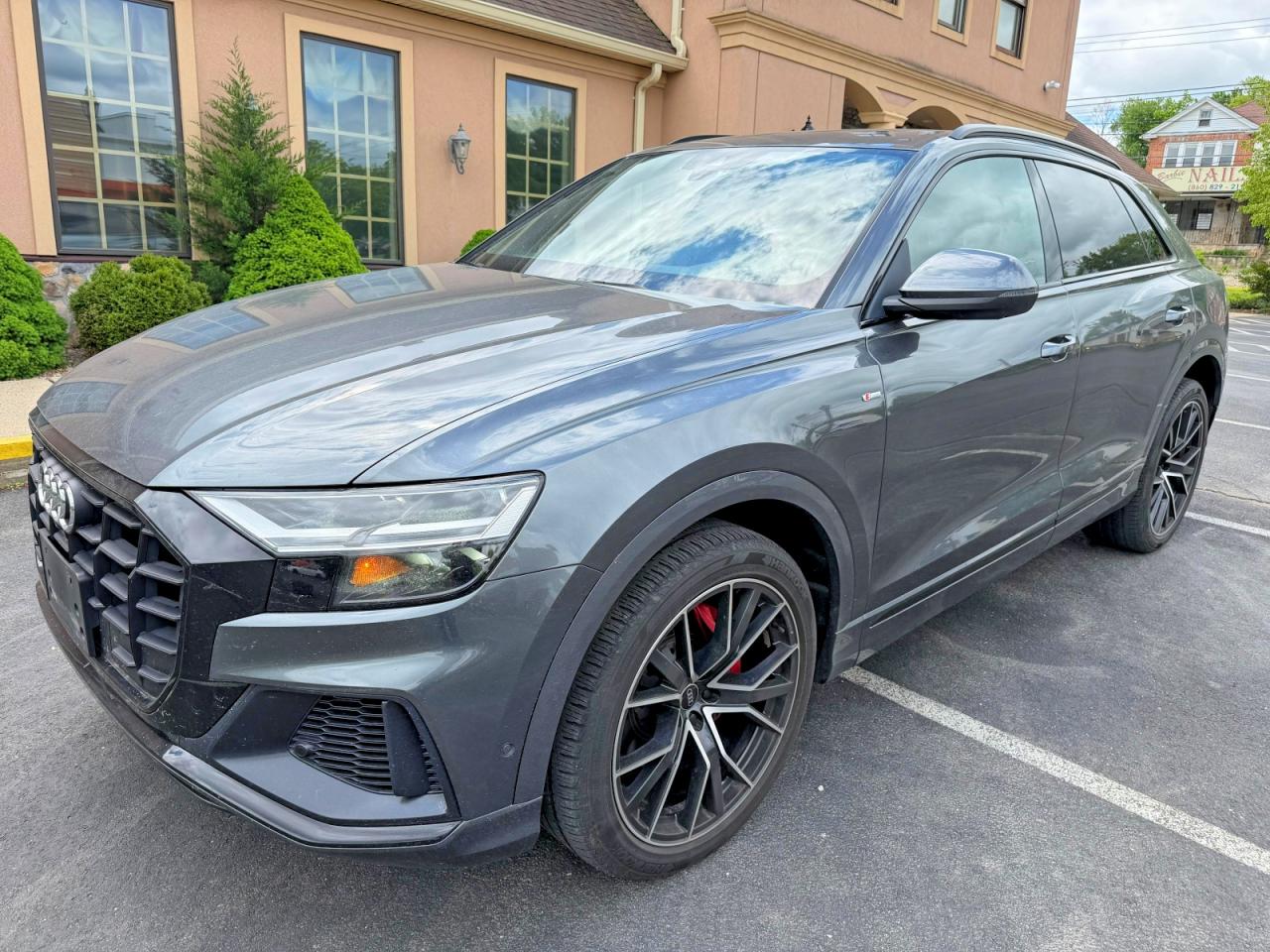 2021 Audi Q8