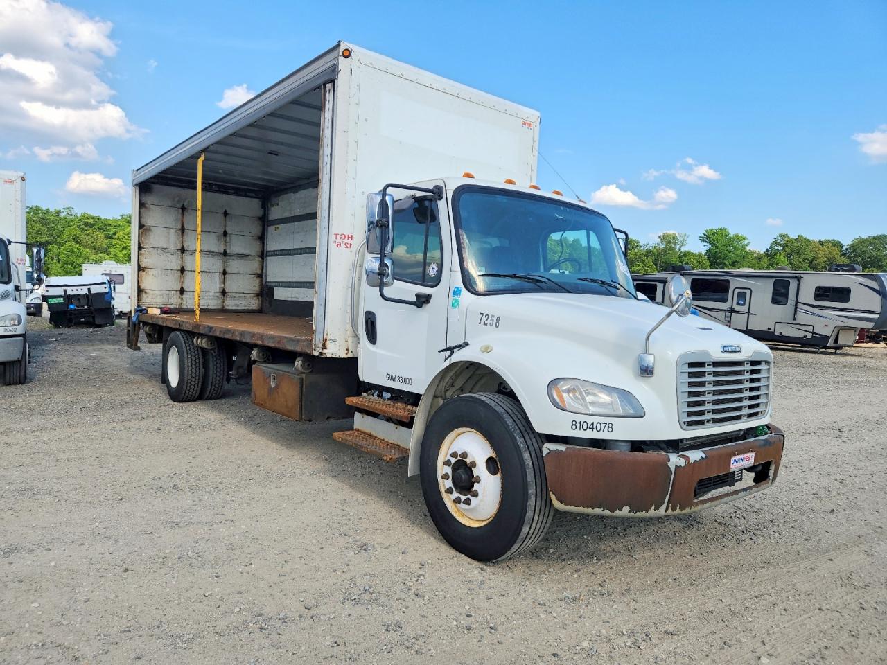 2015 Freightliner M2
