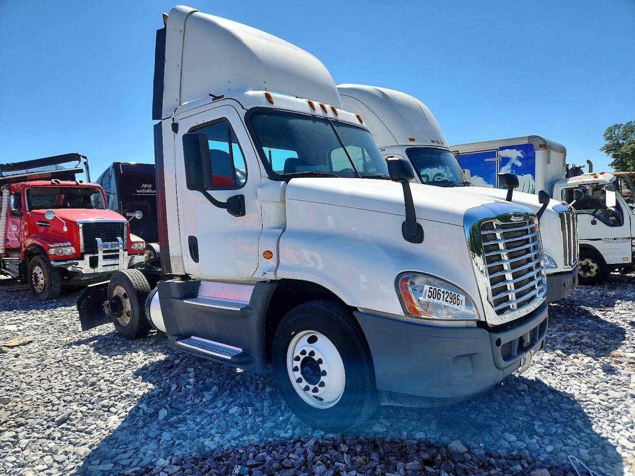 2016 Freightliner Cascadia 125