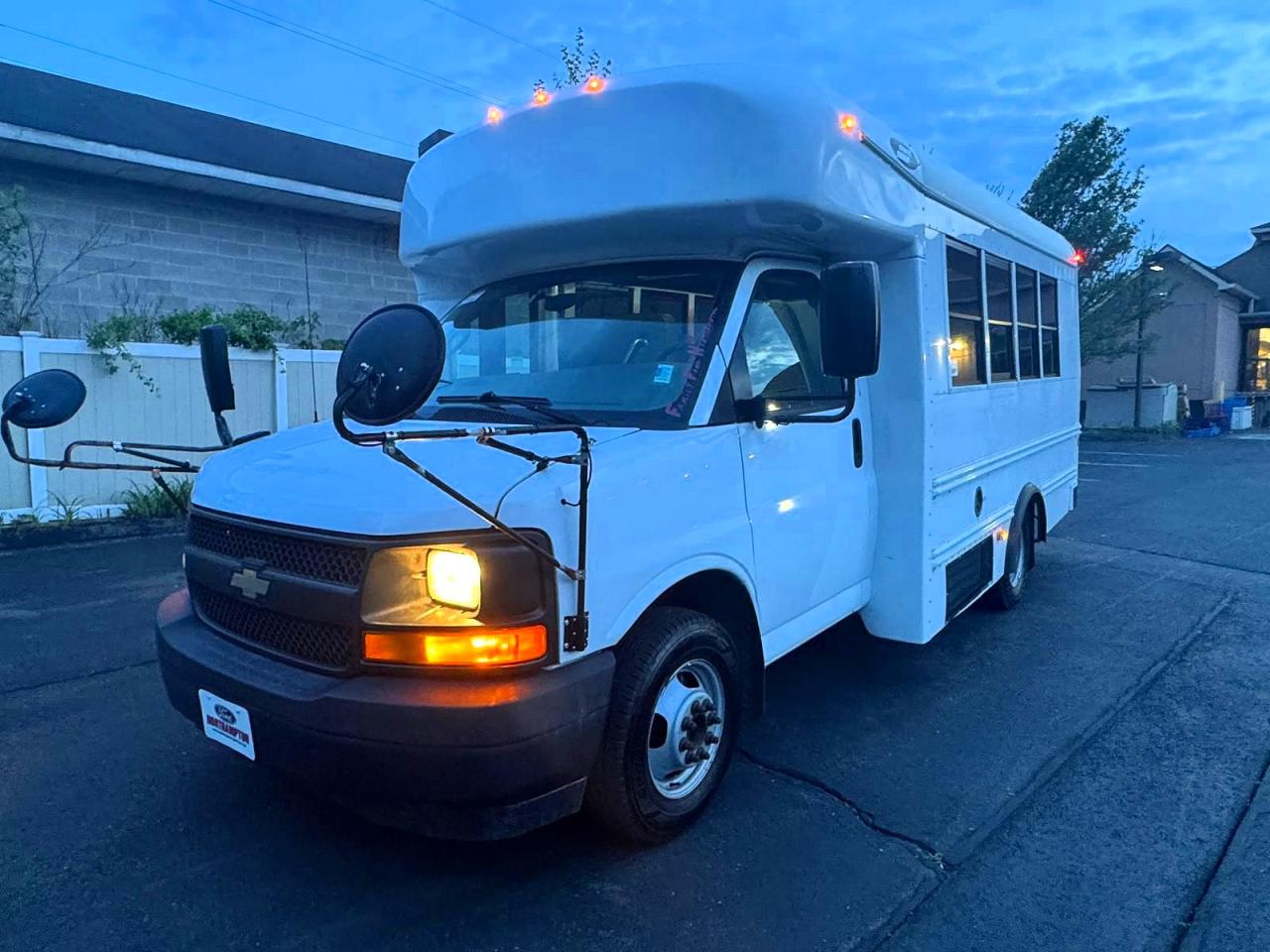 2017 Chevrolet Express 3500