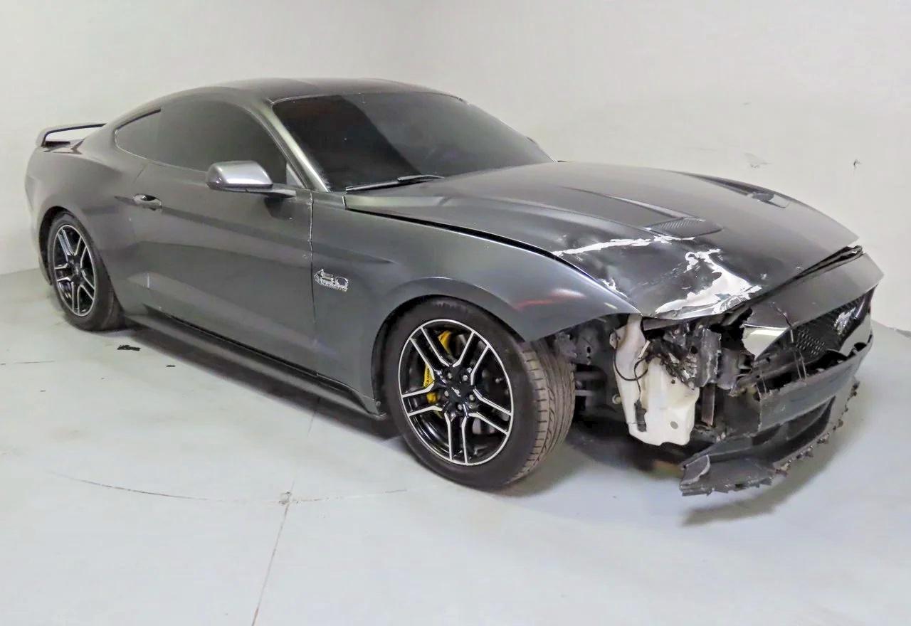 2020 Ford Mustang