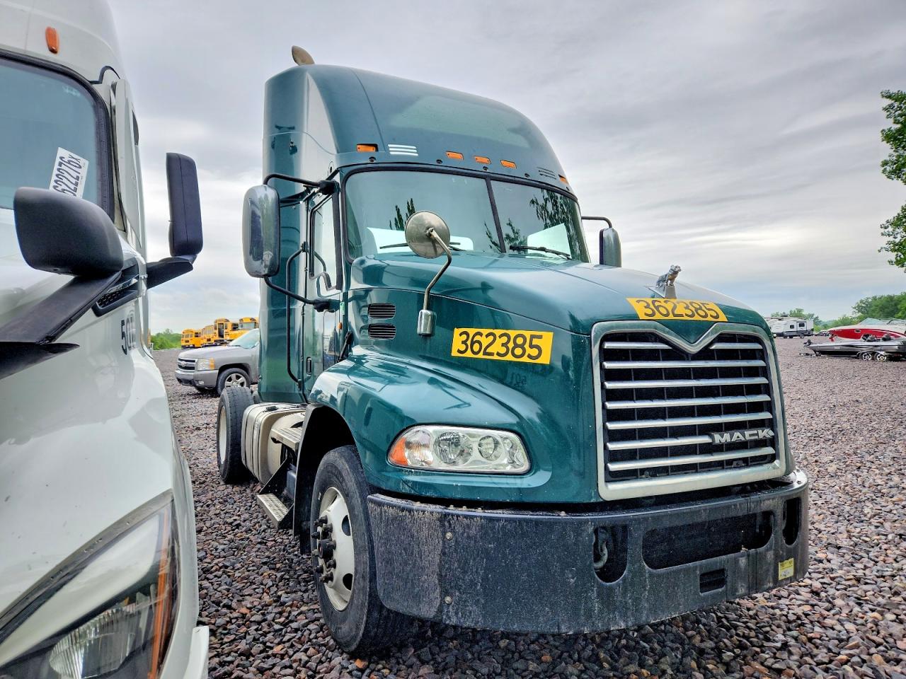 2017 Mack Cxu612