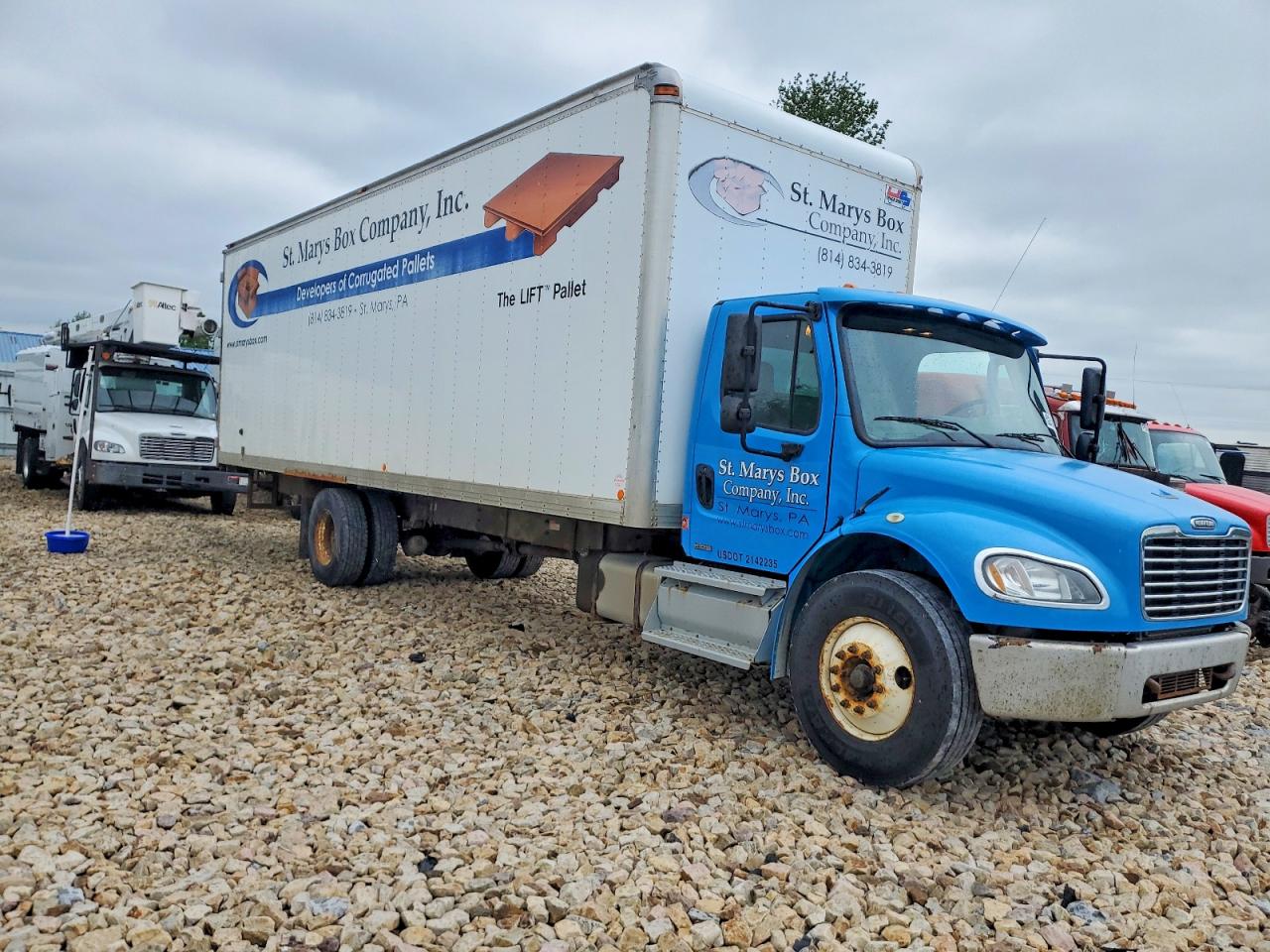 2011 Freightliner M2 106