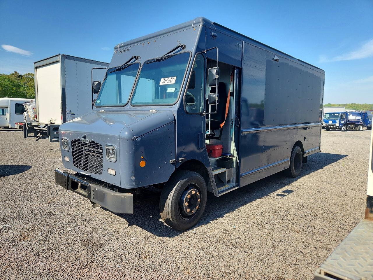 2021 Freightliner Chassis