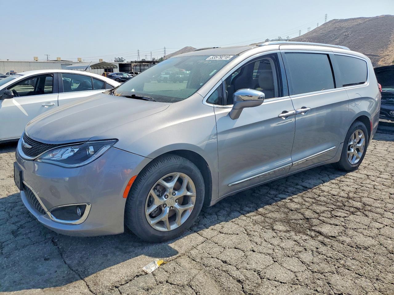 Chrysler Pacifica