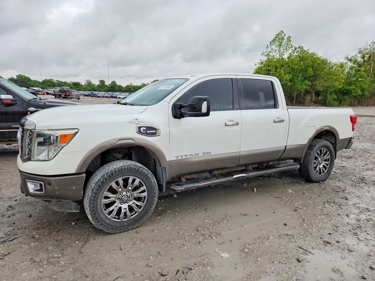 2016 Nissan Titan